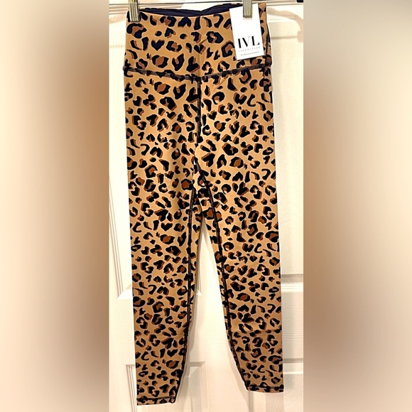 IVL Pants - NWT IVL Leopard Print Leggings